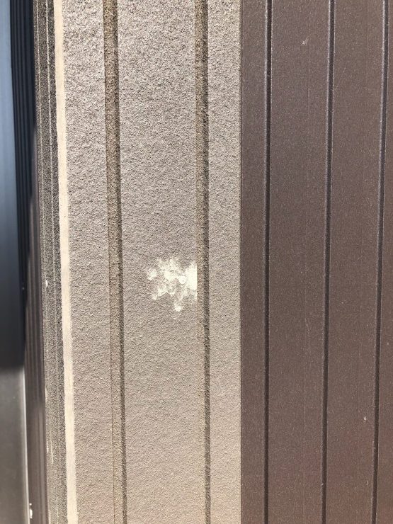 【奥州市】クリヤー塗装で外壁をしっかり保護！外壁も塗装が必要なんて知りませんでした！