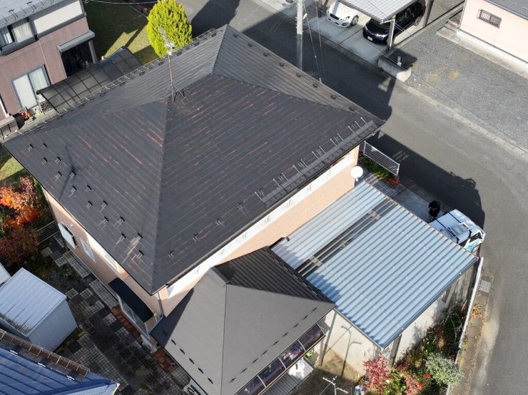 【奥州市】ドローン調査で普段見えない屋根の状態を確認できたので、屋根塗装をしようと決めました！