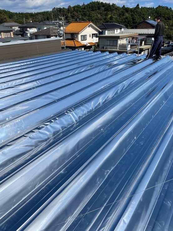【宮城県】夏の暑熱対策、省エネにぴったりだと感じ、サーモバリアスカイ工法を施工しました。