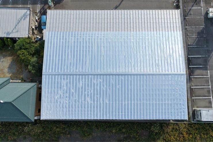 【宮城県石巻市】倉庫の暑さ対策にサーモバリアスカイ工法を施工しました。