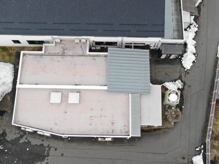 【金ヶ崎町】雨漏り修理は、実績多数の業者さんにお願いしたいと考え、屋上防水工事を北日本外装さんにお願いしました。