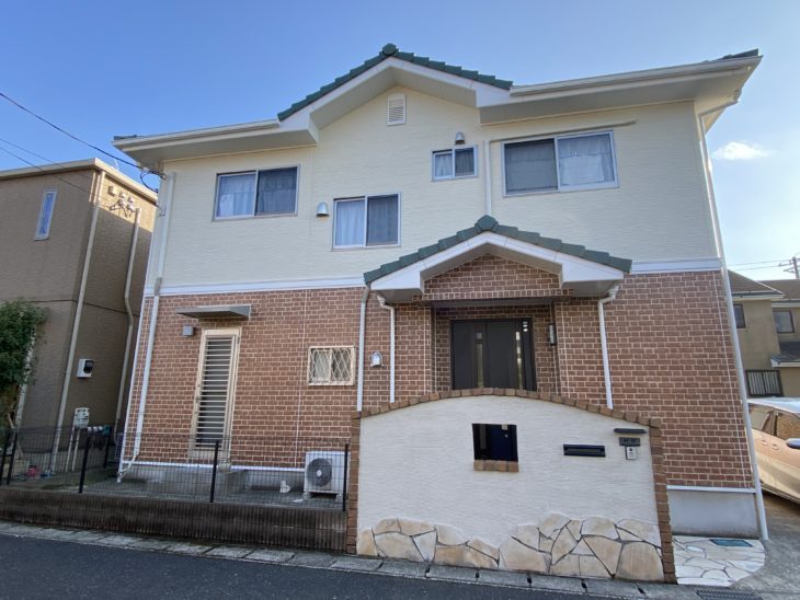   大網白里市　M様邸　コーキングの技術力もしっかり比べてみてください。塗りつぶしたくない！クリヤー塗装のご相談もお任せください。　 外壁塗装