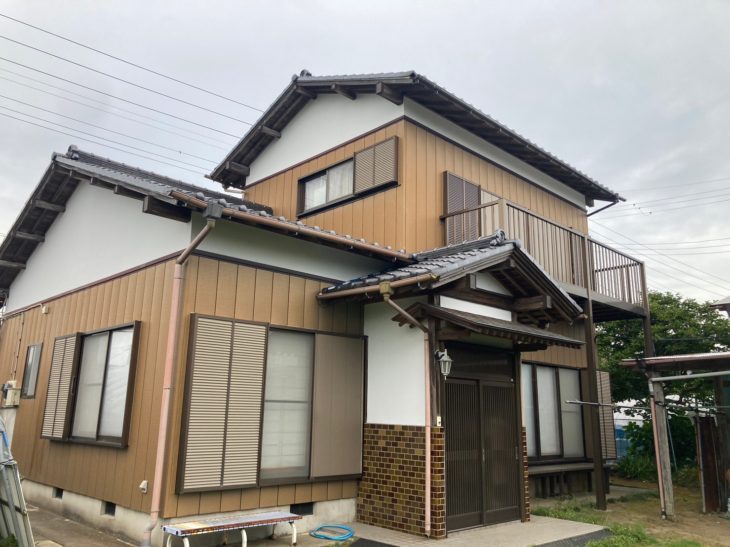   東金市求名S様邸『漆喰壁のカビが目立ってきたのでどうしたらいいか相談がしたい』