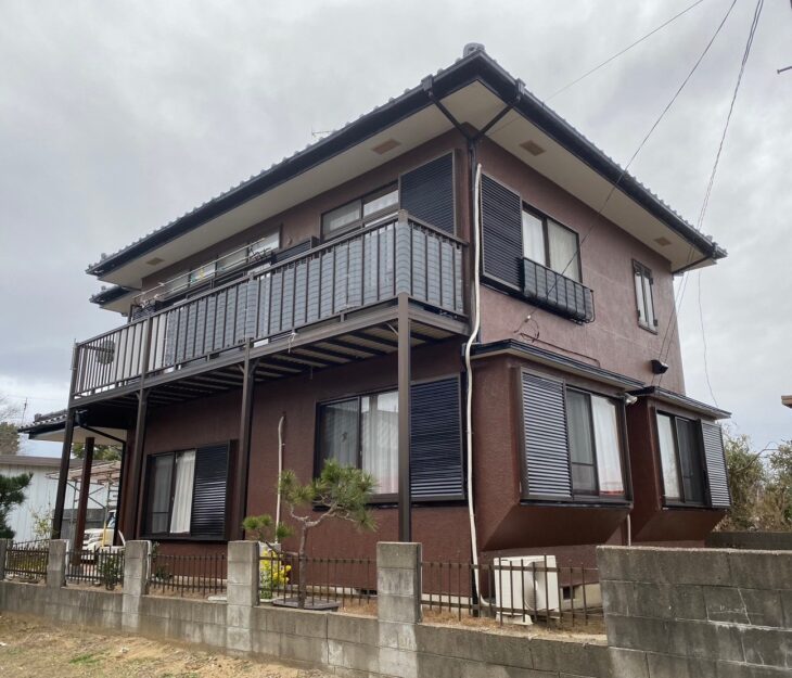   山武郡 九十九里町 K様邸　外壁塗装工事・内装工事(廊下フローリング工事)　屋根補修・軒天部分張替えあり