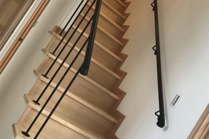 ロートアイアン階段手摺