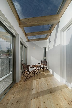 2階寝室前のサンルーム