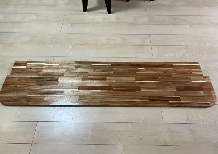 施工例　アカシアカウンター