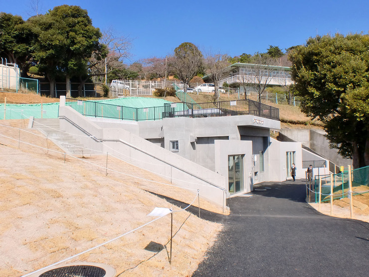 かみね動物園　クマのすみか | 高橋上田...