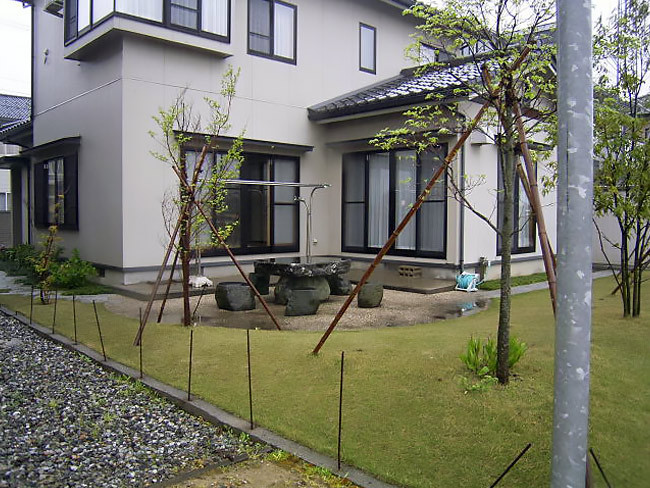 洋風の庭施工例（8）　山口造園