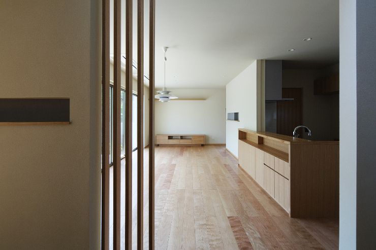 白い箱を建築化する