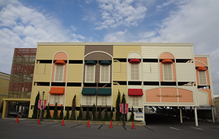 沖縄市内結婚式場用駐車場 [駐車場施工実...