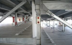 パーラーDee2新築工事 [駐車場施工実...