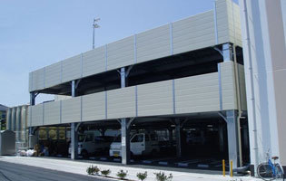 久喜市内スポーツクラブ駐車場 [駐車場施...