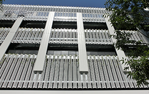 東京医科大学病院　駐車場棟 [駐車場施工...