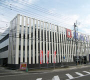 DAMZ六日町店自走式駐車場