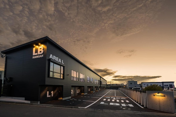 お客様施工例_賃貸型ガレージハウス｜FI...