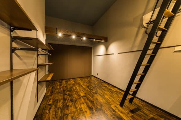 お客様施工例_賃貸型ガレージハウス｜FI...