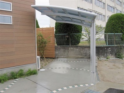 三協立山アルミ「カムフィ」