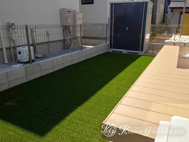 ガラスブロック門柱のおしゃれな洋風外構　草津市