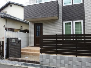 市松模様が控えめながら引き立ちます　草津市