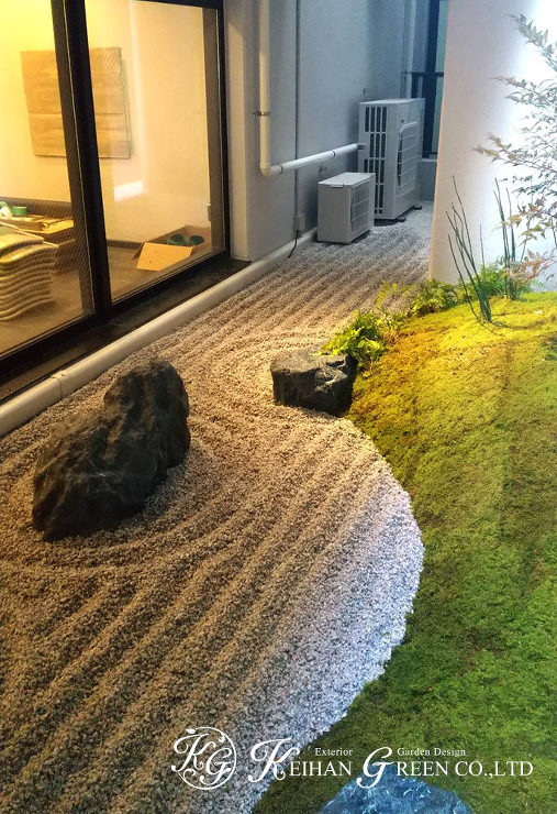 マンションエントランスの坪庭　京都市