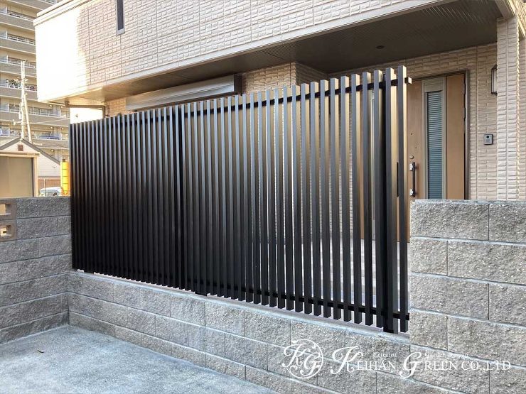 上品な雰囲気でスッキリした門まわりにリフォーム　栗東市