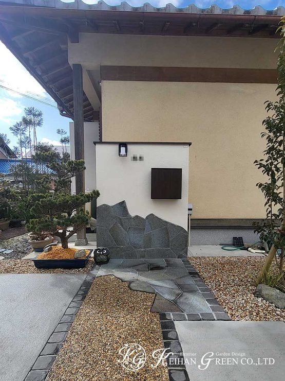 それぞれのご希望を叶えた敷地内2世帯住宅の外構　東近江市