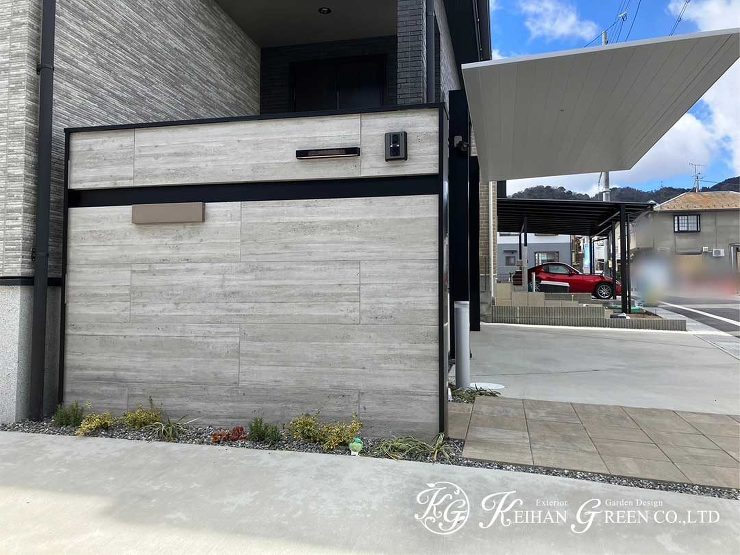 夜も人目を惹くスタイリッシュなオープン外構　大津市