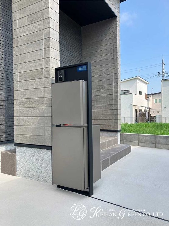 シンプルでグレイッシュなオープン外構　大津市