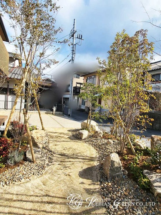 自然と調和した洗練の外構デザイン　大津市