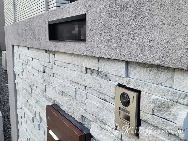 石貼りの門柱がおしゃれなナチュラルモダン外構　守山市