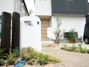 アイアン表札がとっても可愛いです！　守山市