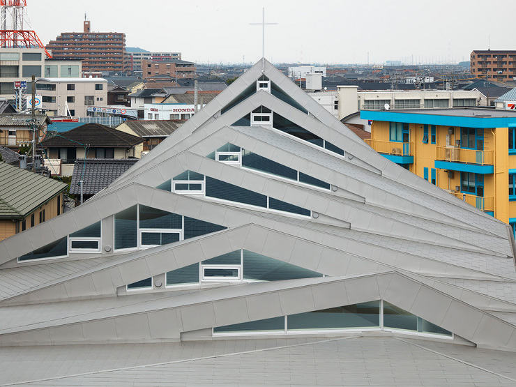 カトリック鈴鹿教会 | ALPHAVIL...