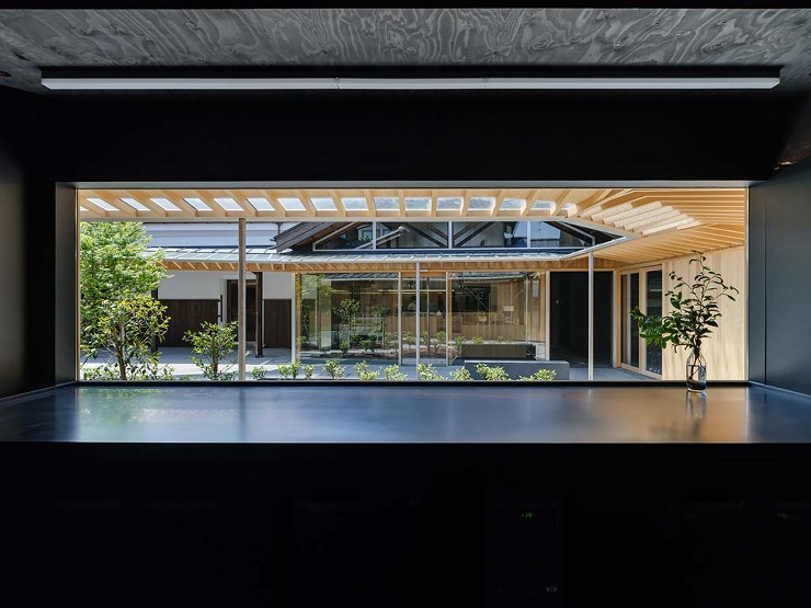 TEA SQUARE MORIHAN |...