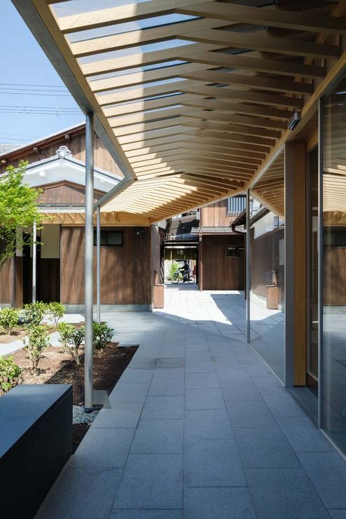 TEA SQUARE MORIHAN |...