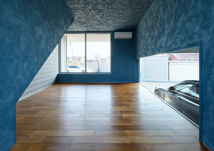 Tumbling Roof House ...