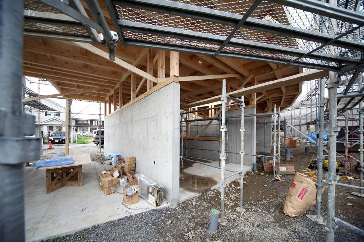 Tumbling Roof House ...