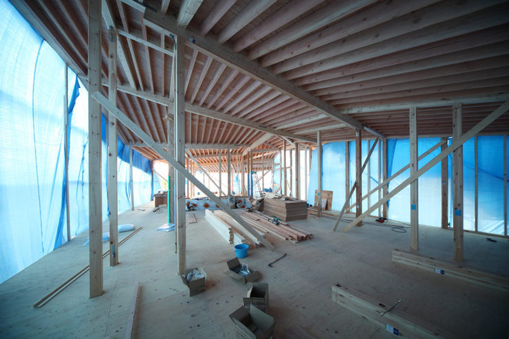 Tumbling Roof House ...