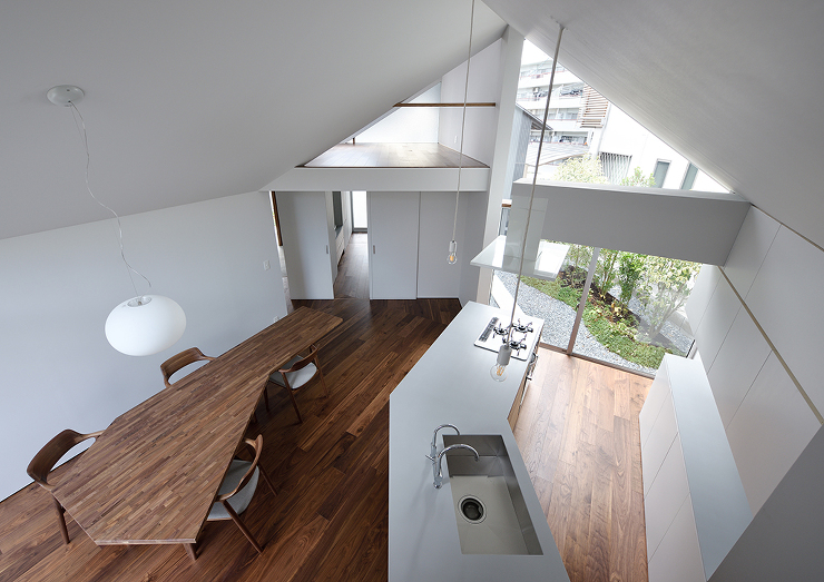 Gable Roof House | A...
