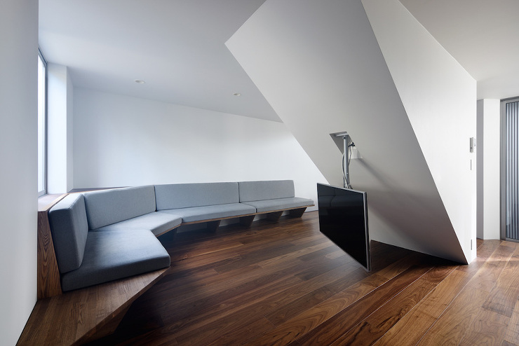 Gable Roof House - A...