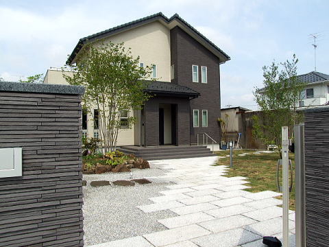 佐野市Ｙ様邸御影石アプローチ