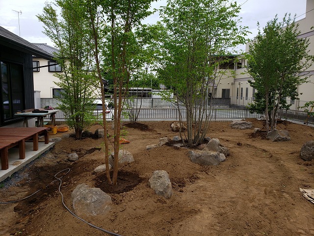 伊勢崎市I様邸「爽風流れる雑木の庭」(有...