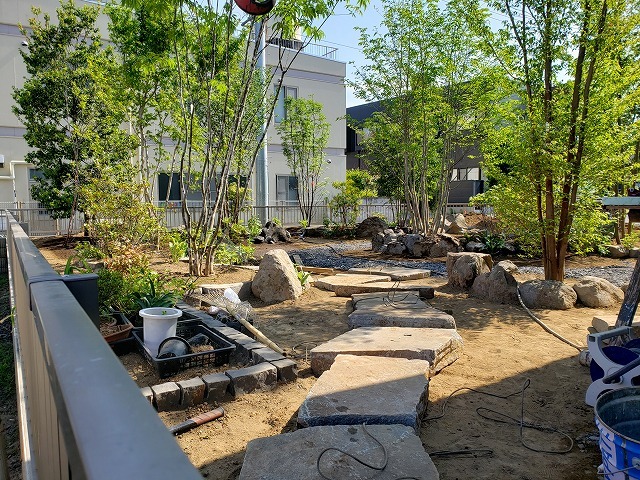 伊勢崎市I様邸「爽風流れる雑木の庭」(有...