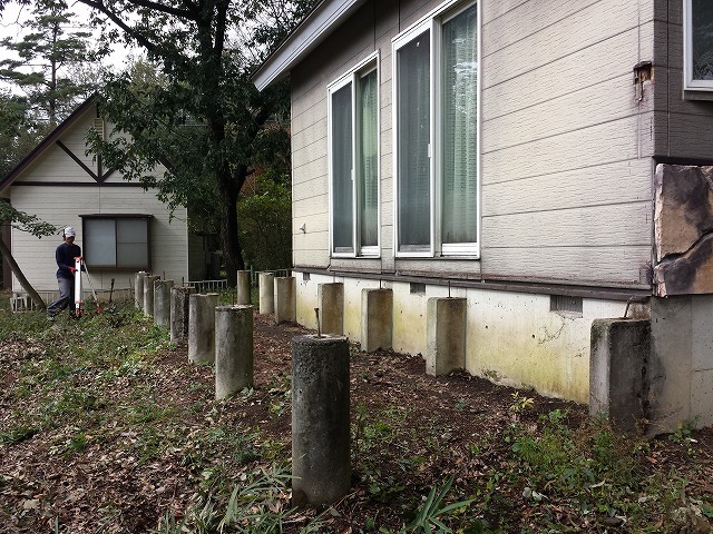 レベル調整と墨出し