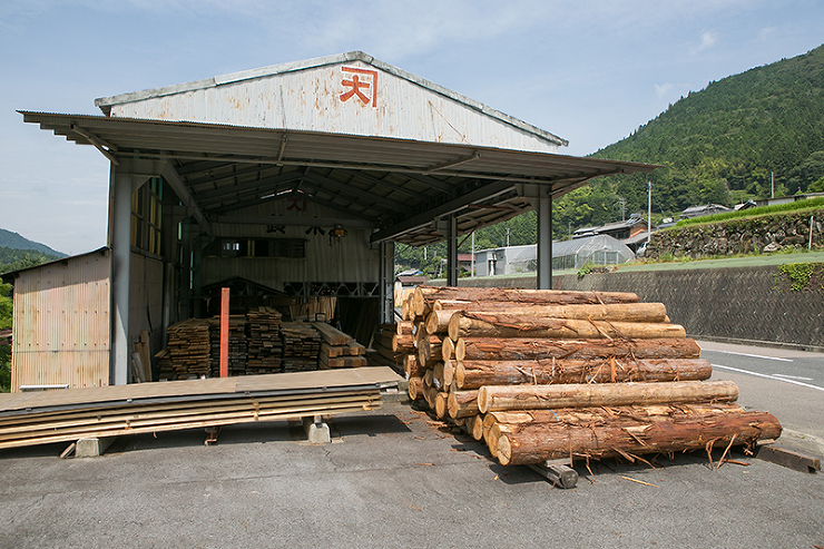 岐阜で五寸柱の家を建てる工務店　カネダイ...