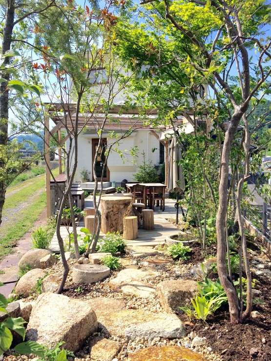 カフェギャラリー　里づと｜グリーンプラスガーデン タマンサリの施工事例