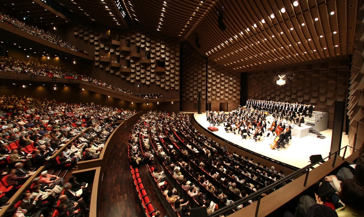 中之島フェスティバルタワー／フェスティバ...