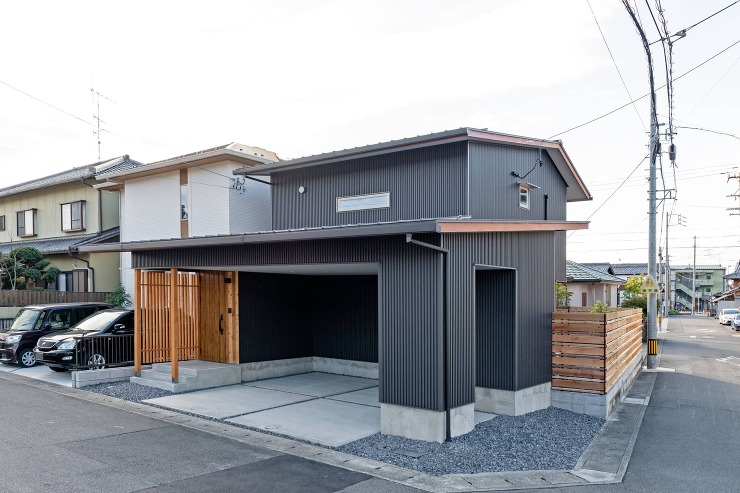 コンパクトにシンプルに住まう家