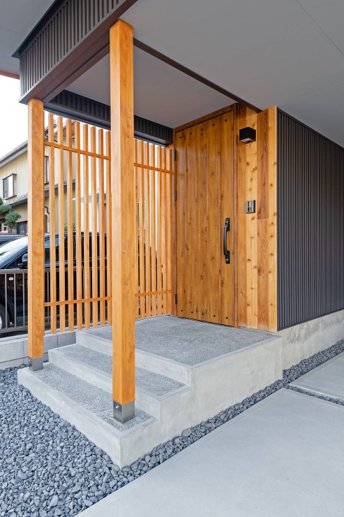 コンパクトにシンプルに住まう家