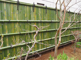 竹垣施工例　　造園・庭造り、植木の剪定は...